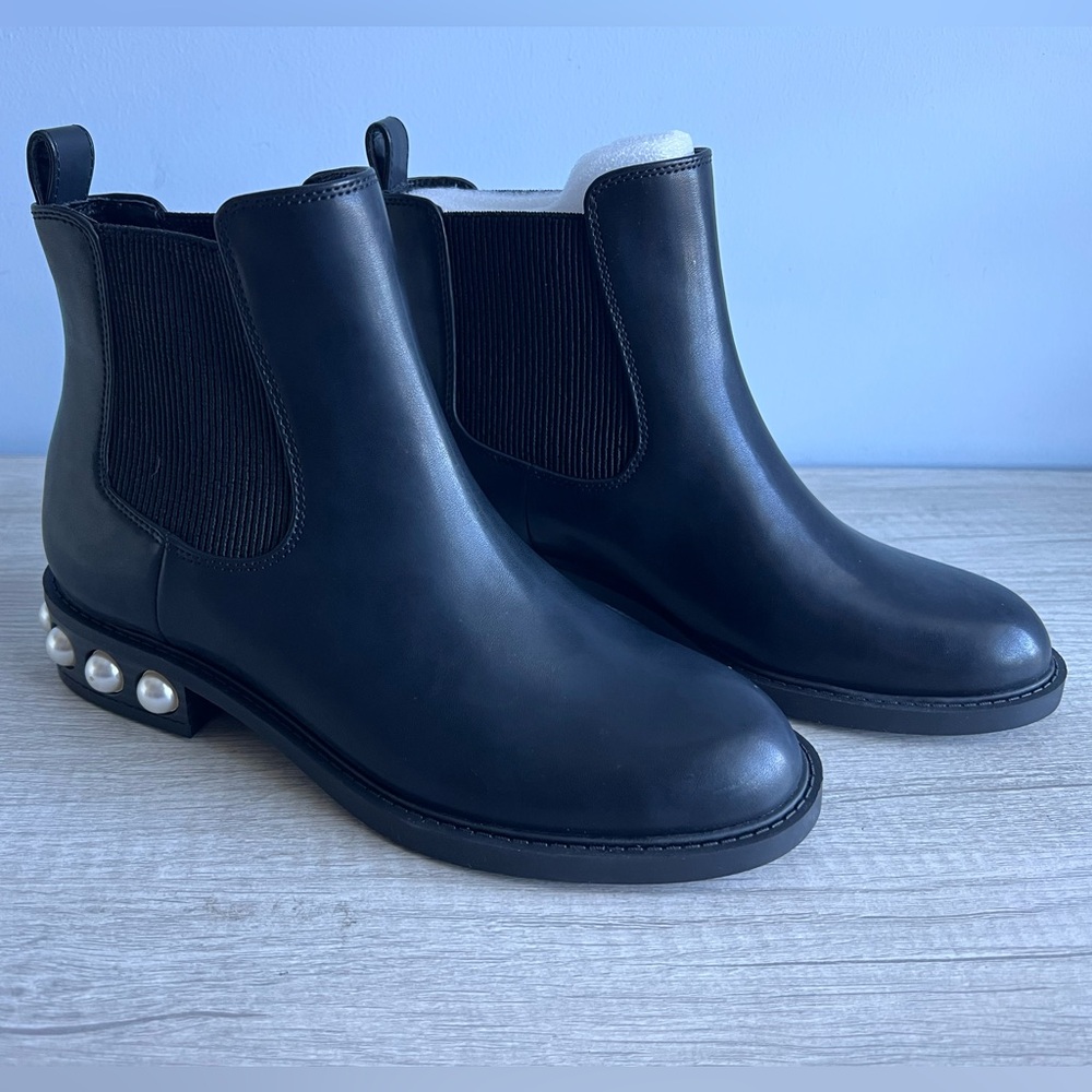 On 34th Women’s Black Jeovana Pearl Chelsea Booties Size 6.5